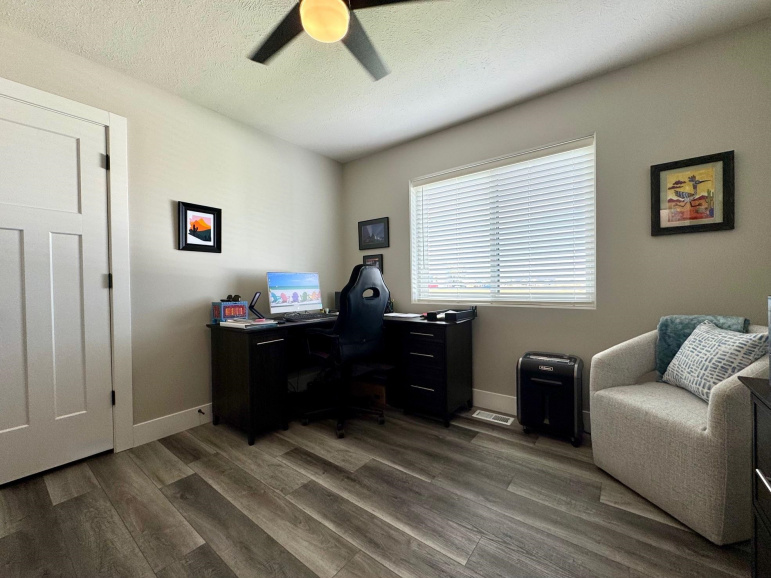 2308 E 38th Street Kearney, Nebraska 68847-8117, 4 Bedrooms Bedrooms, ,3 BathroomsBathrooms,Residential,For Sale,2308 E 38th Street,20251299