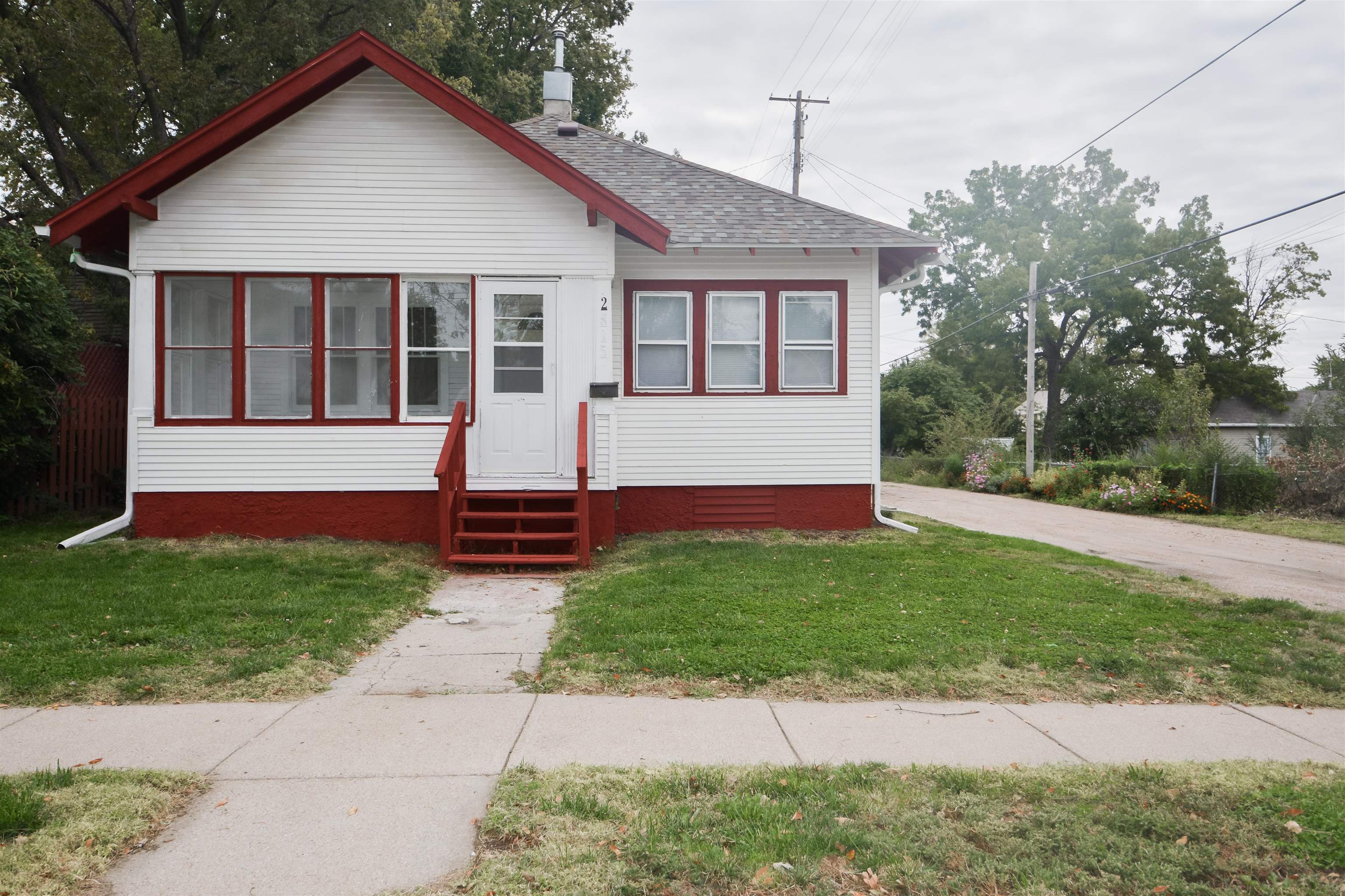 2815 5th Avenue Kearney, Nebraska 68845, 4 Bedrooms Bedrooms, ,2 BathroomsBathrooms,Residential,For Sale,2815 5th Avenue,20251314