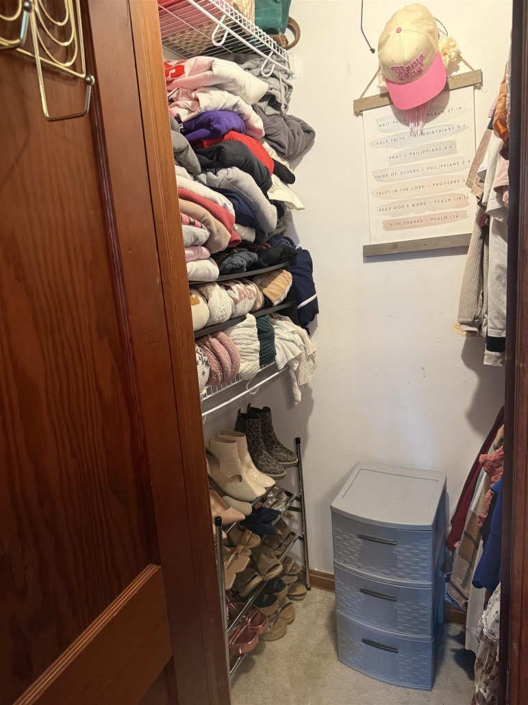 211 N Derby Avenue Giltner, Nebraska 68841, 3 Bedrooms Bedrooms, ,1 BathroomBathrooms,Residential,For Sale,211 N Derby Avenue,20251310