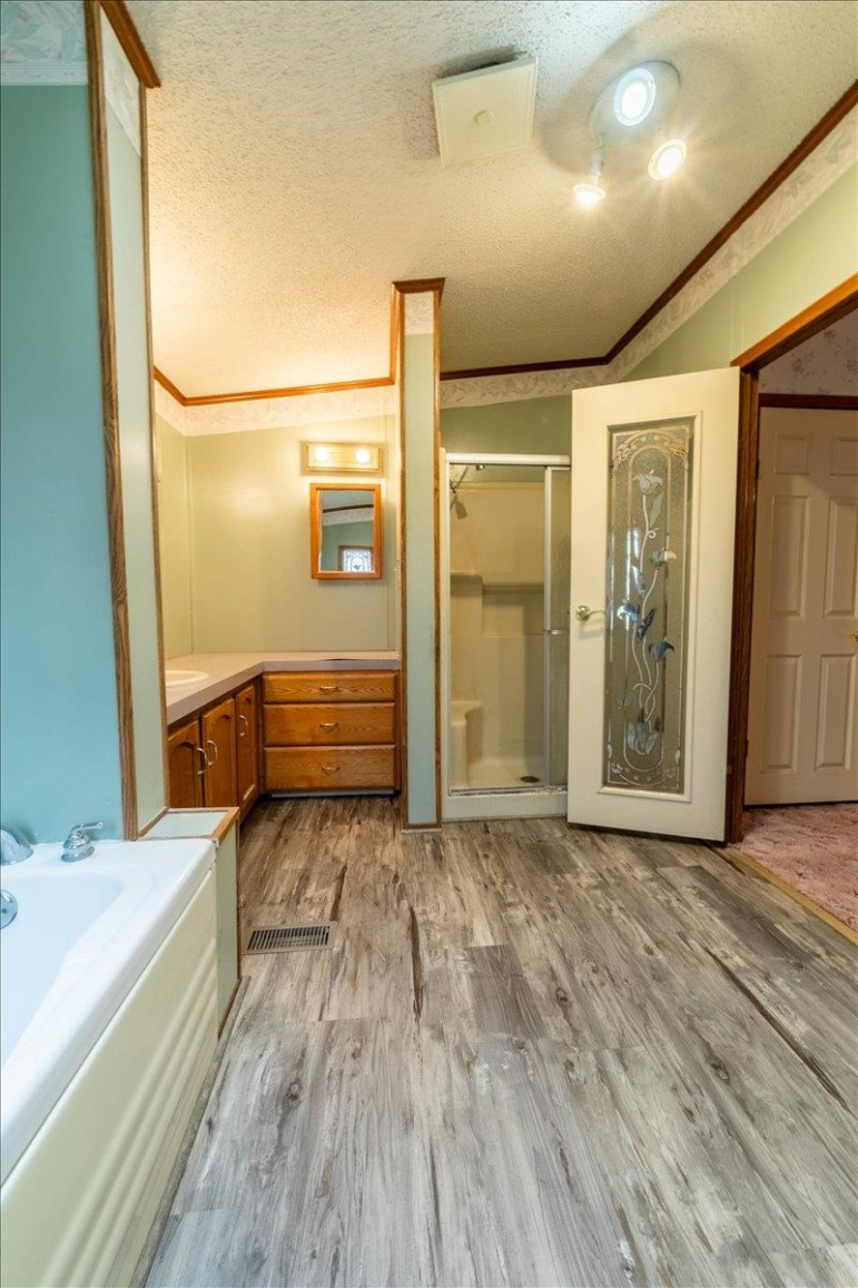 210 W 5th Street Juniata, Nebraska 68955-0000, 3 Bedrooms Bedrooms, ,2 BathroomsBathrooms,Residential,For Sale,210 W 5th Street,20251308