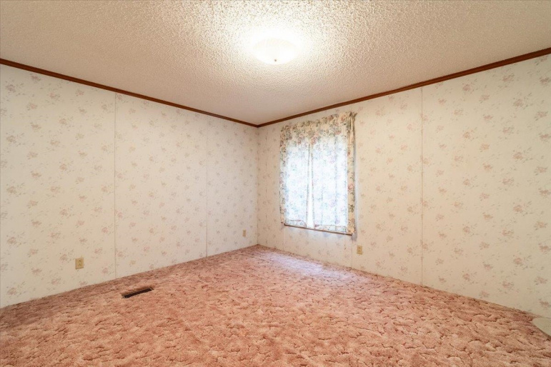 210 W 5th Street Juniata, Nebraska 68955-0000, 3 Bedrooms Bedrooms, ,2 BathroomsBathrooms,Residential,For Sale,210 W 5th Street,20251308