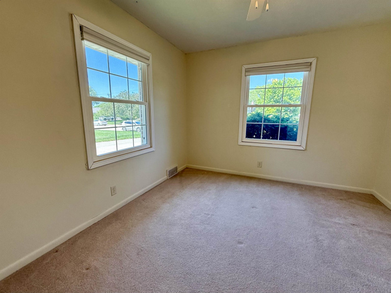 1911 W 11th Street Hastings, Nebraska 68901, 3 Bedrooms Bedrooms, ,2 BathroomsBathrooms,Residential,For Sale,1911 W 11th Street,20250807