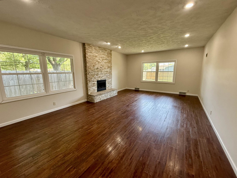 1911 W 11th Street Hastings, Nebraska 68901, 3 Bedrooms Bedrooms, ,2 BathroomsBathrooms,Residential,For Sale,1911 W 11th Street,20250807