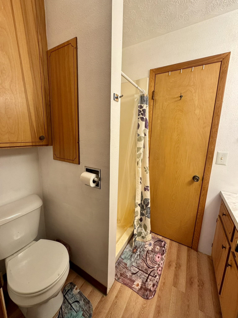 209 W 12th Street Cozad, Nebraska 68913-0, 3 Bedrooms Bedrooms, ,2 BathroomsBathrooms,Residential,For Sale,209 W 12th Street,20251331