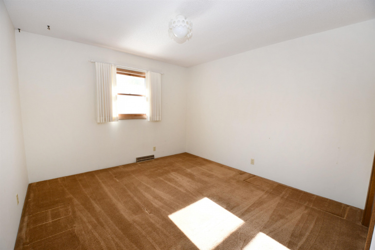 3615 13th Avenue Kearney, Nebraska 68845, 3 Bedrooms Bedrooms, ,2 BathroomsBathrooms,Residential,For Sale,3615 13th Avenue,20251333