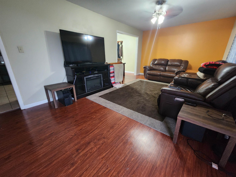 507 Pine Street Gibbon, Nebraska 68840, 3 Bedrooms Bedrooms, ,1 BathroomBathrooms,Residential,For Sale,507 Pine Street,20251341