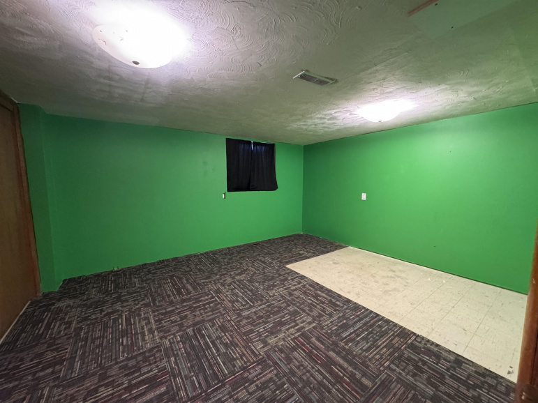 421 N Brown Avenue Clay Center, Nebraska 68933, 3 Bedrooms Bedrooms, ,3 BathroomsBathrooms,Residential,For Sale,421 N Brown Avenue,20251339