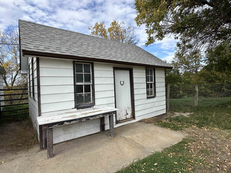 16560 Amherst Road Amherst, Nebraska 68812-0000, 2 Bedrooms Bedrooms, ,1 BathroomBathrooms,Residential,For Sale,16560 Amherst Road,20251351