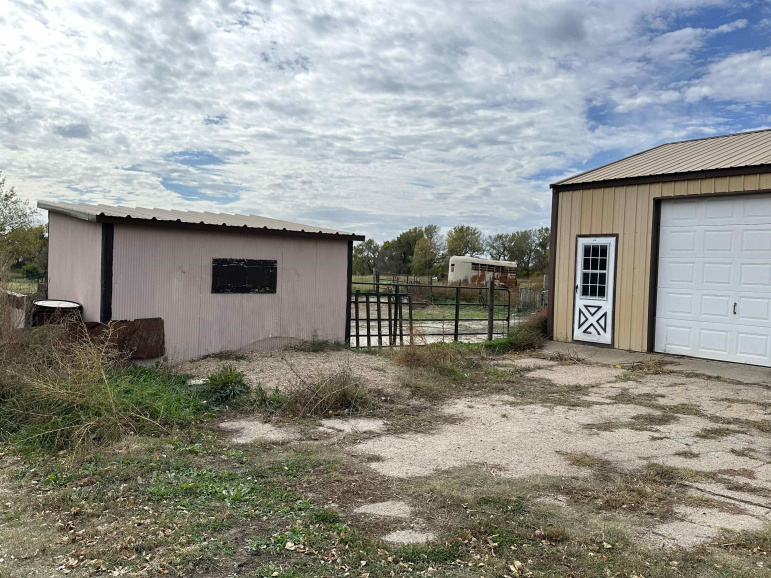 16560 Amherst Road Amherst, Nebraska 68812-0000, 2 Bedrooms Bedrooms, ,1 BathroomBathrooms,Residential,For Sale,16560 Amherst Road,20251351