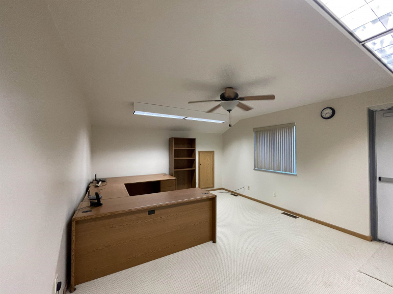 604 E 13th Street Kearney, Nebraska 68847, ,Commercial/industrial,For Sale,604 E 13th Street,20251352