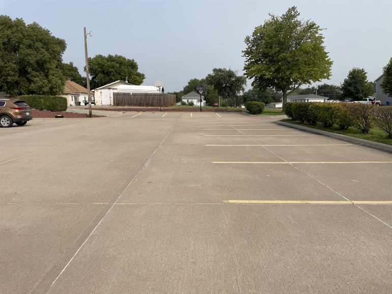 604 E 13th Street Kearney, Nebraska 68847, ,Commercial/industrial,For Sale,604 E 13th Street,20251352