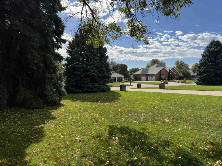 920 Highland Drive Hastings, Nebraska 68901, 3 Bedrooms Bedrooms, ,2 BathroomsBathrooms,Residential,For Sale,920 Highland Drive,20251374