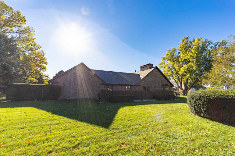 920 Highland Drive Hastings, Nebraska 68901, 3 Bedrooms Bedrooms, ,2 BathroomsBathrooms,Residential,For Sale,920 Highland Drive,20251374