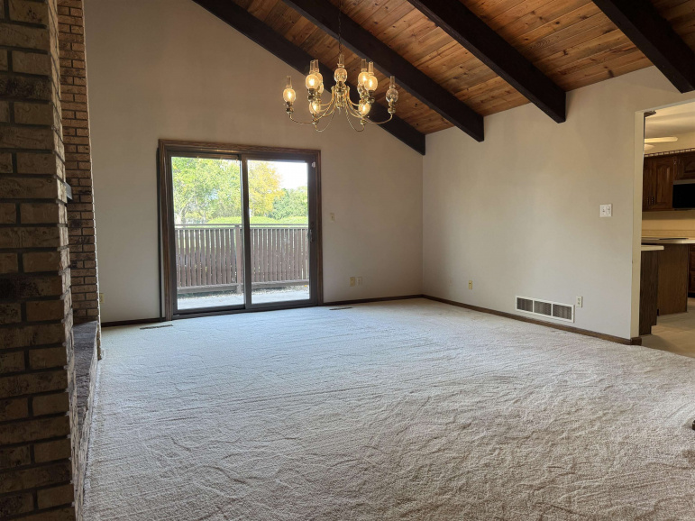 920 Highland Drive Hastings, Nebraska 68901, 3 Bedrooms Bedrooms, ,2 BathroomsBathrooms,Residential,For Sale,920 Highland Drive,20251374