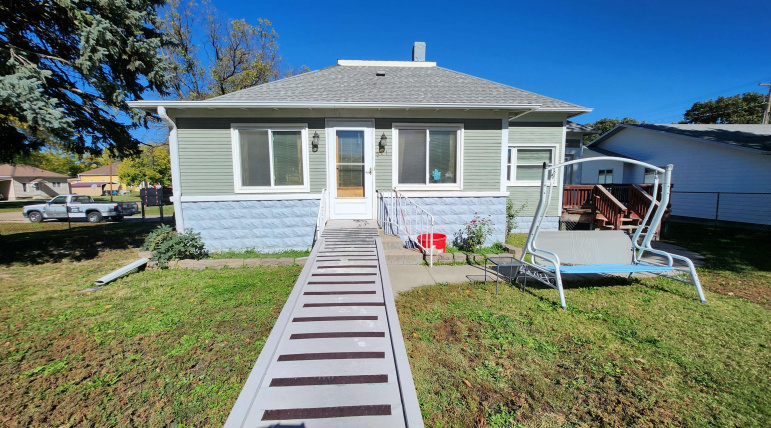 521 Nevada Street Cambridge, Nebraska 69002, 3 Bedrooms Bedrooms, ,1 BathroomBathrooms,Residential,For Sale,521 Nevada Street,20251369