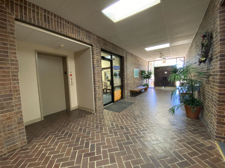 124 W 46th Street Kearney, Nebraska 68845, ,Commercial/industrial,For Sale,124 W 46th Street,20251384 124 W 46th Street Kearney, Nebraska 68845, ,Commercial/industrial,For Sale,124 W 46th Street,20251384