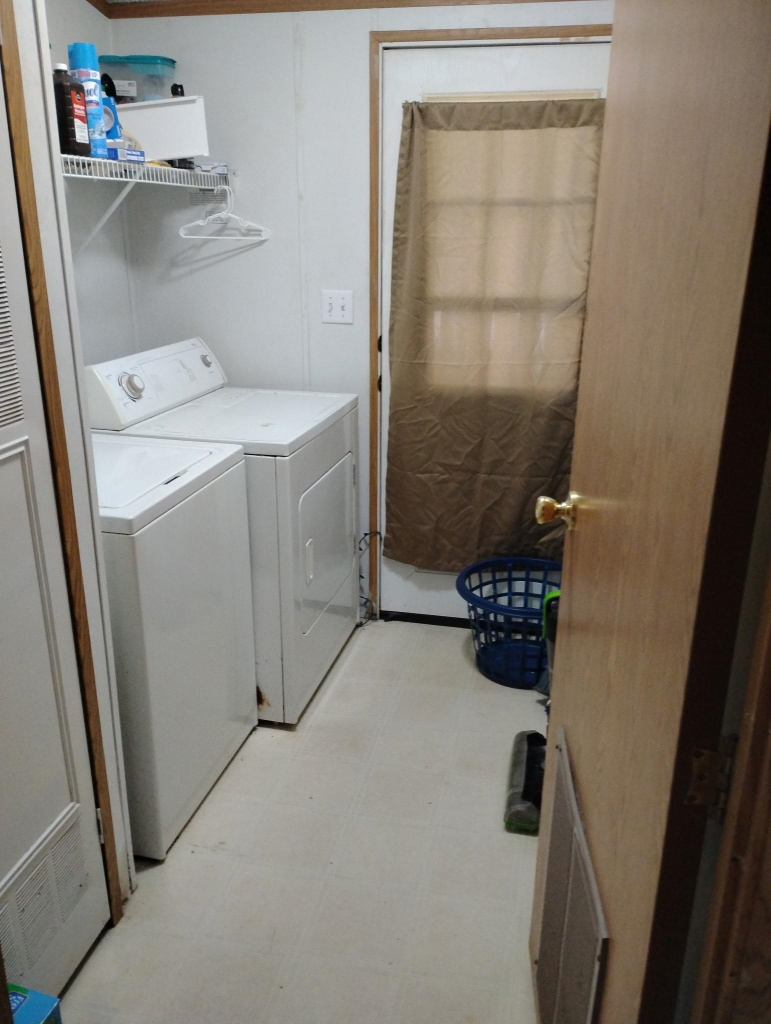 313 East Lawn Kearney, Nebraska 68847, 3 Bedrooms Bedrooms, ,2 BathroomsBathrooms,Residential,For Sale,313 East Lawn,20251381 313 East Lawn Kearney, Nebraska 68847, 3 Bedrooms Bedrooms, ,2 BathroomsBathrooms,Residential,For Sale,313 East Lawn,20251381