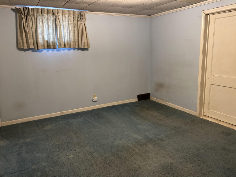 1711 W 7th Street Hastings, Nebraska 68901, 2 Bedrooms Bedrooms, ,2 BathroomsBathrooms,Residential,For Sale,1711 W 7th Street,20251225