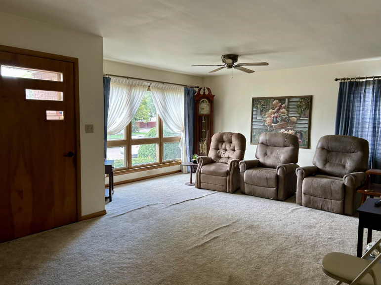 1711 W 7th Street Hastings, Nebraska 68901, 2 Bedrooms Bedrooms, ,2 BathroomsBathrooms,Residential,For Sale,1711 W 7th Street,20251225