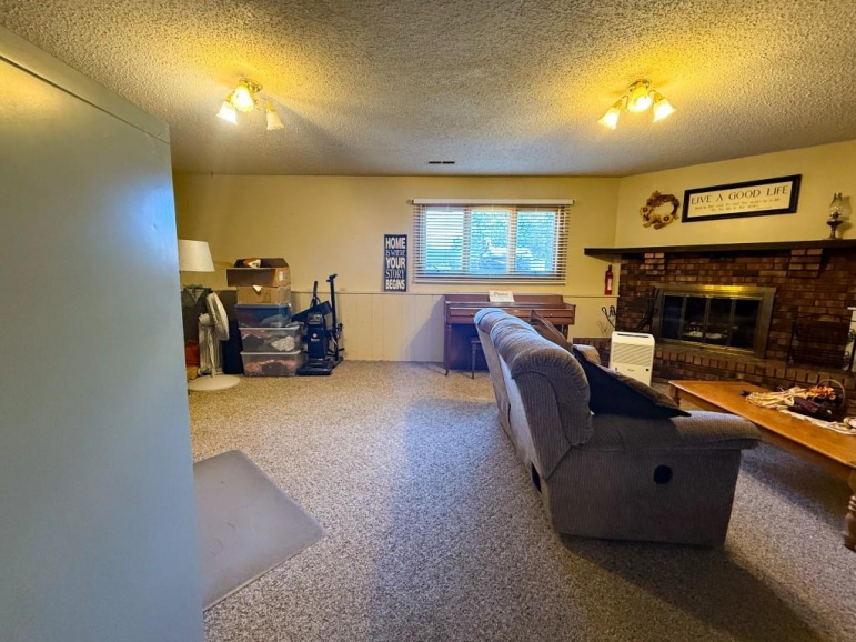 1508 Constitution Drive Lexington, Nebraska 68850, 4 Bedrooms Bedrooms, ,2 BathroomsBathrooms,Residential,For Sale,1508 Constitution Drive,20251393