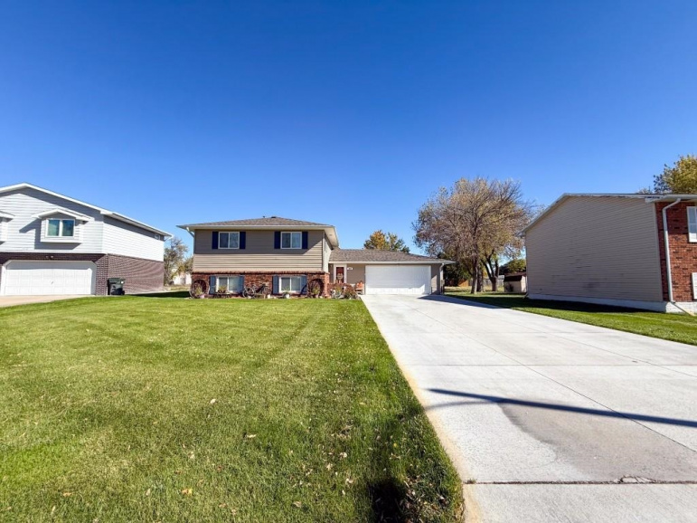 1508 Constitution Drive Lexington, Nebraska 68850, 4 Bedrooms Bedrooms, ,2 BathroomsBathrooms,Residential,For Sale,1508 Constitution Drive,20251393