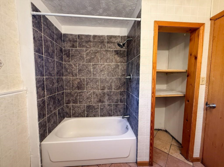 1107 W 15th Street Lexington, Nebraska 68850, 4 Bedrooms Bedrooms, ,2 BathroomsBathrooms,Residential,For Sale,1107 W 15th Street,20251398