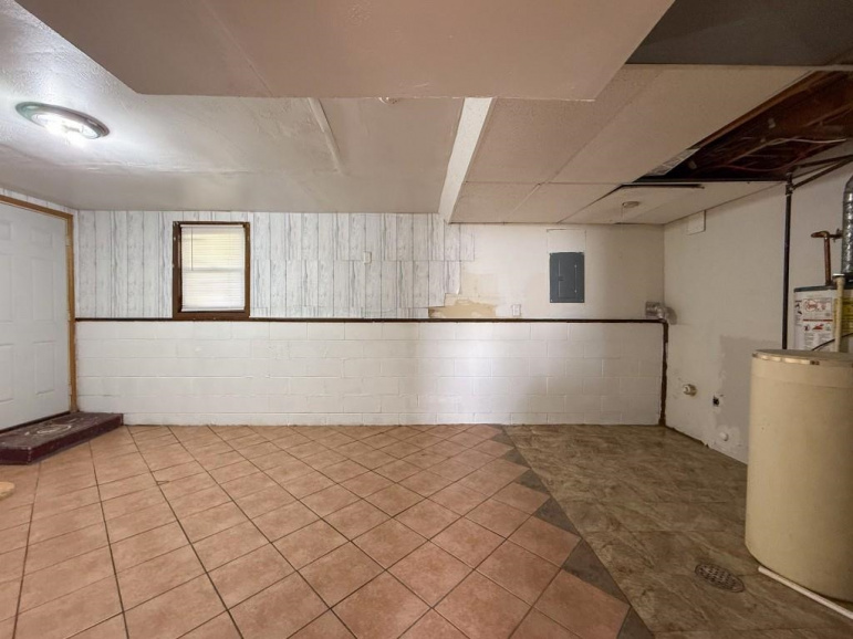 1107 W 15th Street Lexington, Nebraska 68850, 4 Bedrooms Bedrooms, ,2 BathroomsBathrooms,Residential,For Sale,1107 W 15th Street,20251398