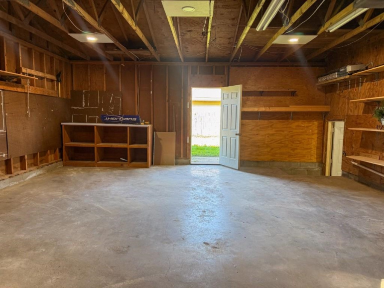 1107 W 15th Street Lexington, Nebraska 68850, 4 Bedrooms Bedrooms, ,2 BathroomsBathrooms,Residential,For Sale,1107 W 15th Street,20251398