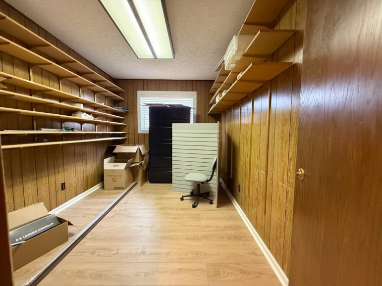 505 N Madison Street Lexington, Nebraska 68850, ,Commercial/industrial,For Sale,505 N Madison Street,20251404