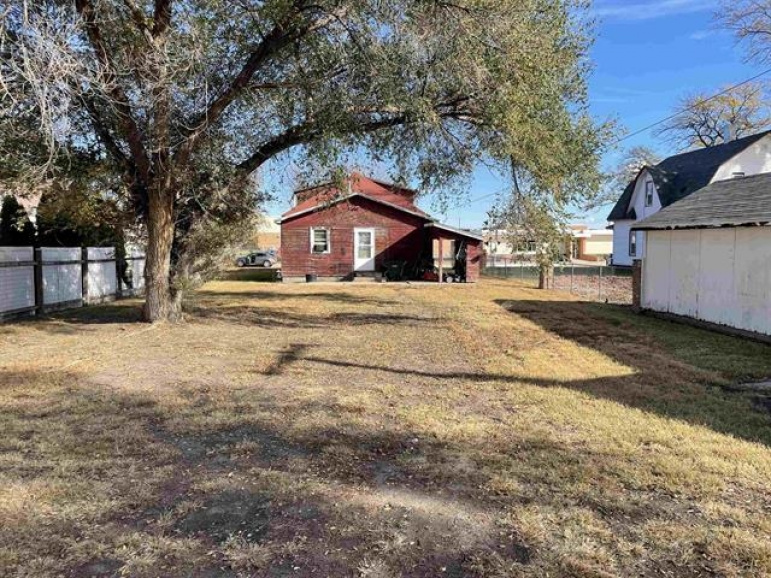 1316 G Avenue Gothenburg, Nebraska 69138-0000, 2 Bedrooms Bedrooms, ,1 BathroomBathrooms,Residential,For Sale,1316 G Avenue,20251410