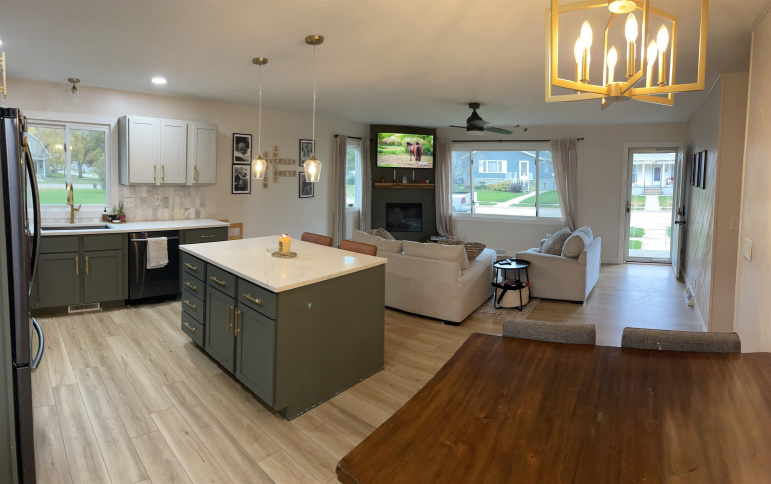 711 18th Street Gothenburg, Nebraska 69138-0000, 5 Bedrooms Bedrooms, ,2 BathroomsBathrooms,Residential,For Sale,711 18th Street,20251418