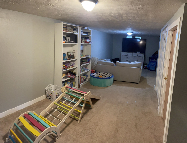 711 18th Street Gothenburg, Nebraska 69138-0000, 5 Bedrooms Bedrooms, ,2 BathroomsBathrooms,Residential,For Sale,711 18th Street,20251418