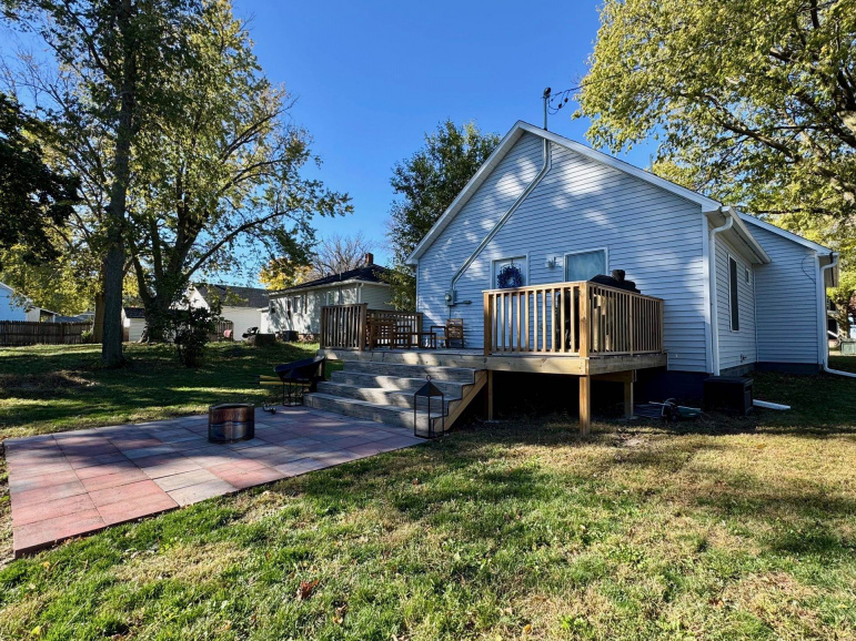 438 Yates Avenue Minden, Nebraska 68959, 3 Bedrooms Bedrooms, ,2 BathroomsBathrooms,Residential,For Sale,438 Yates Avenue,20251425