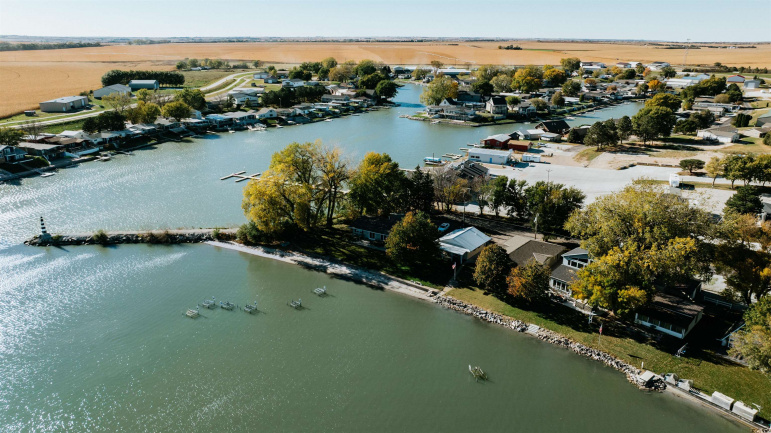 56 North Point Drive 13 Johnson Lake, Nebraska 68937, 4 Bedrooms Bedrooms, ,2 BathroomsBathrooms,Residential,For Sale,56 North Point Drive 13,20251428