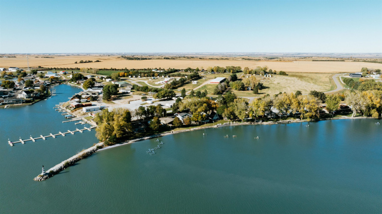 56 North Point Drive 13 Johnson Lake, Nebraska 68937, 4 Bedrooms Bedrooms, ,2 BathroomsBathrooms,Residential,For Sale,56 North Point Drive 13,20251428