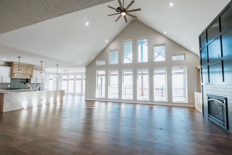 42030 Nebraska 18 Elwood, Nebraska 68937, 6 Bedrooms Bedrooms, ,5 BathroomsBathrooms,Residential,For Sale,42030 Nebraska 18,20251429