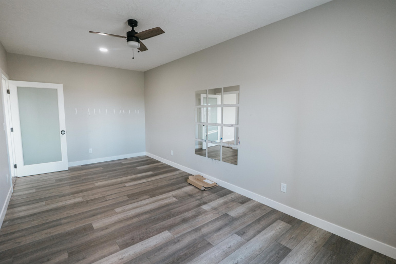 42030 Nebraska 18 Elwood, Nebraska 68937, 6 Bedrooms Bedrooms, ,5 BathroomsBathrooms,Residential,For Sale,42030 Nebraska 18,20251429