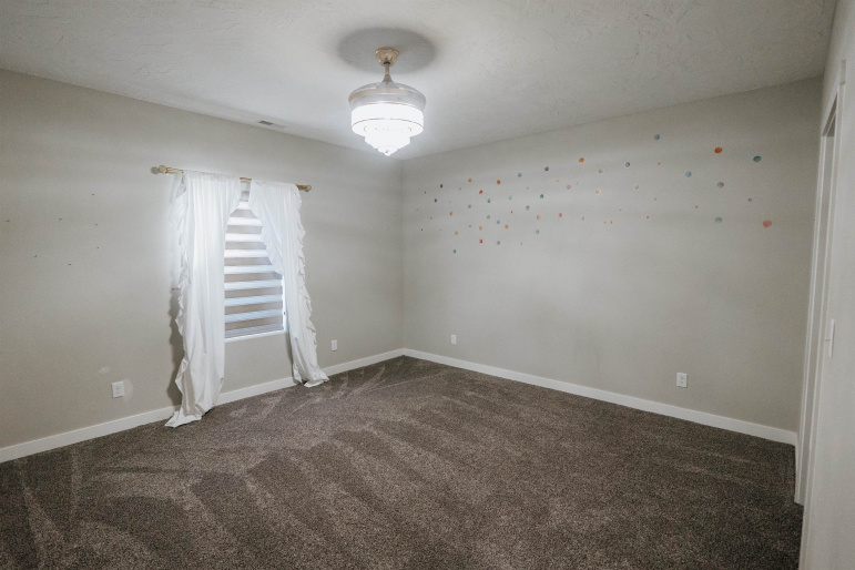 42030 Nebraska 18 Elwood, Nebraska 68937, 6 Bedrooms Bedrooms, ,5 BathroomsBathrooms,Residential,For Sale,42030 Nebraska 18,20251429