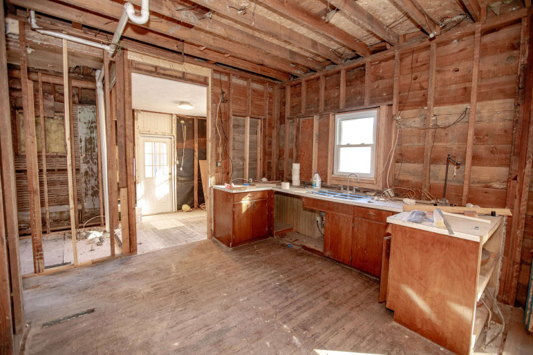 41 S Montgomery Street Nelson, Nebraska 68961, 4 Bedrooms Bedrooms, ,2 BathroomsBathrooms,Residential,For Sale,41 S Montgomery Street,20251441