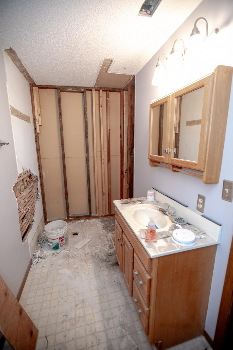 41 S Montgomery Street Nelson, Nebraska 68961, 4 Bedrooms Bedrooms, ,2 BathroomsBathrooms,Residential,For Sale,41 S Montgomery Street,20251441