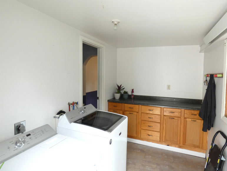 502 Pavia Avenue Ravenna, Nebraska 68869, 3 Bedrooms Bedrooms, ,1 BathroomBathrooms,Residential,For Sale,502 Pavia Avenue,20251324