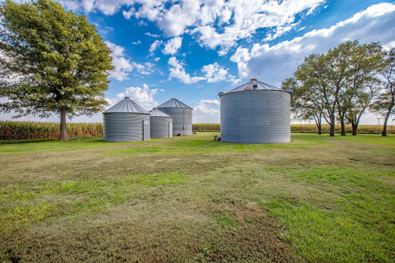 TBD 20 Road Axtell, Nebraska 68924, ,Land,For Sale,TBD 20 Road,20251456