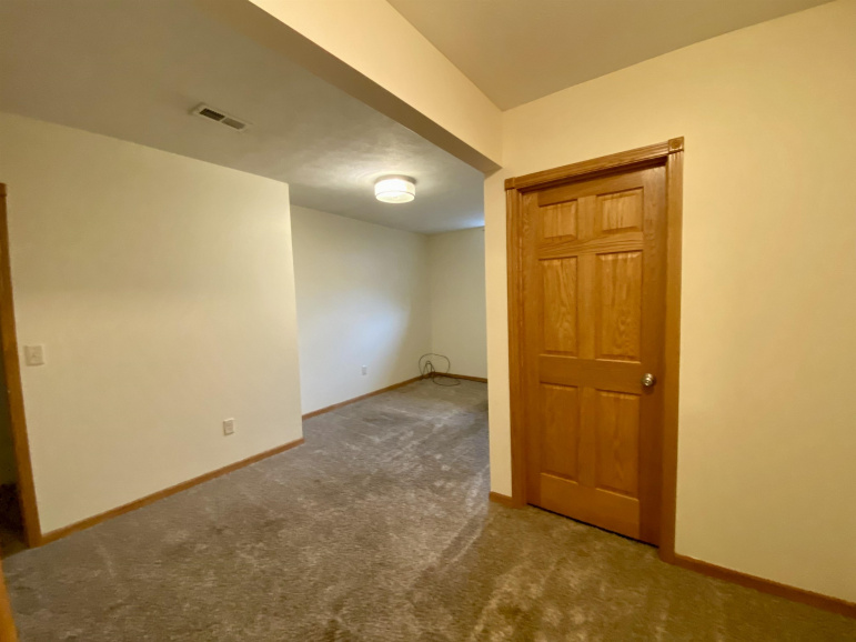 1728 E 46th Street Place Kearney, Nebraska 68847, 5 Bedrooms Bedrooms, ,3 BathroomsBathrooms,Residential,For Sale,1728 E 46th Street Place,20251469