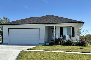 3100 E Laux Drive Hastings, Nebraska 68901, 4 Bedrooms Bedrooms, ,3 BathroomsBathrooms,Residential,For Sale,3100 E Laux Drive,20251468