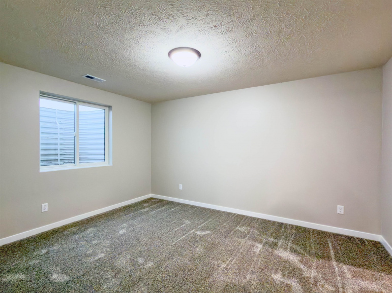 2204 E 41st Street Kearney, Nebraska 68847, 4 Bedrooms Bedrooms, ,3 BathroomsBathrooms,Residential,For Sale,2204 E 41st Street,20251465