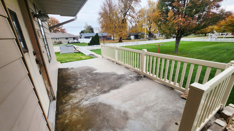 2411 F Avenue Gothenburg, Nebraska 69138, 2 Bedrooms Bedrooms, ,3 BathroomsBathrooms,Residential,For Sale,2411 F Avenue,20251475