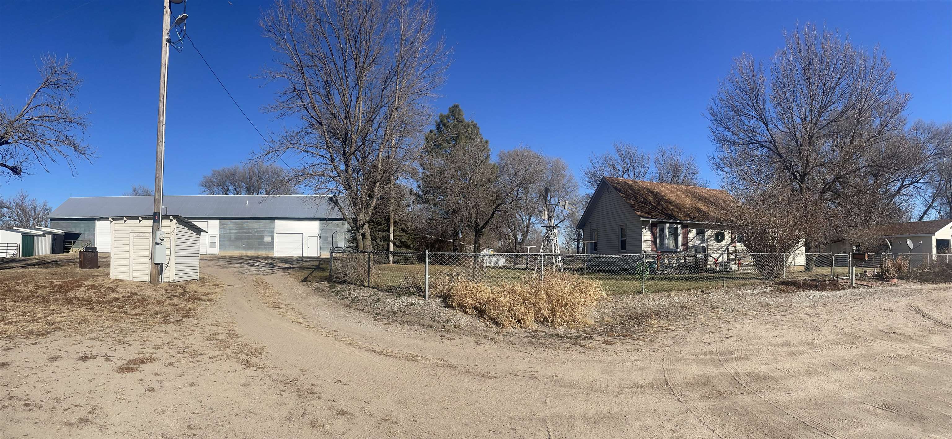 41995 759 Road Cozad, Nebraska 69130-0000, 4 Bedrooms Bedrooms, ,2 BathroomsBathrooms,Residential,For Sale,41995 759 Road,20251500