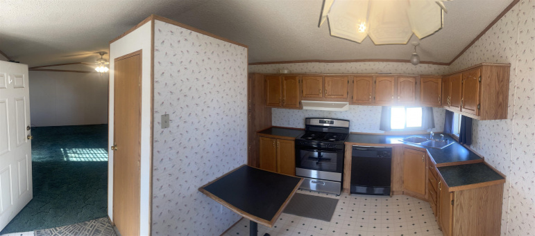 41995 759 Road Cozad, Nebraska 69130-0000, 4 Bedrooms Bedrooms, ,2 BathroomsBathrooms,Residential,For Sale,41995 759 Road,20251500