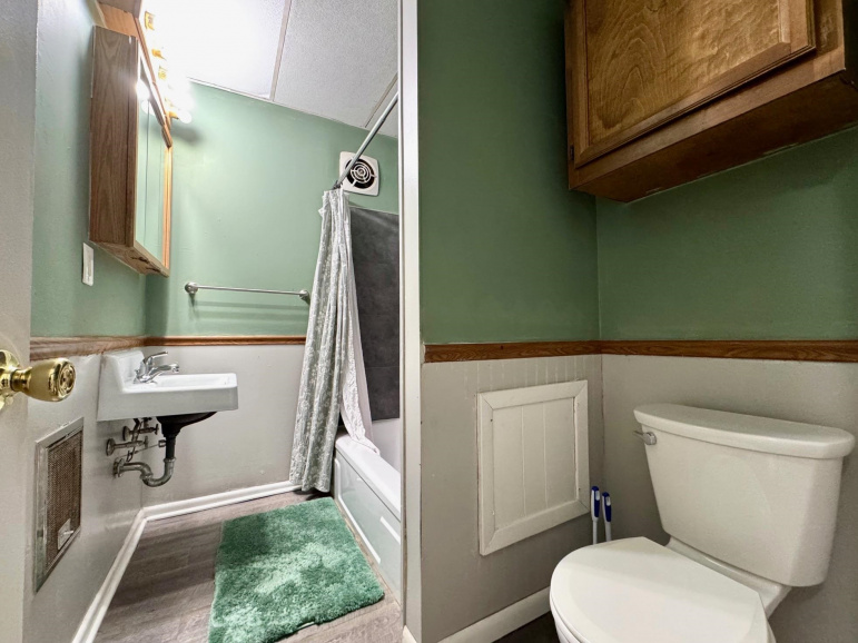 823 W 22nd Street Kearney, Nebraska 68845-0000, ,Multi-family,For Sale,823 W 22nd Street,20251525