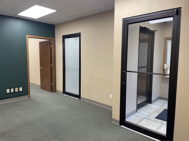 3811 Central Avenue Suite B Kearney, Nebraska 68847, ,Commercial/industrial,For Rent,3811 Central Avenue Suite B,20251533